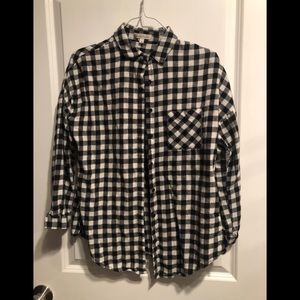 Ladies Buffalo plaid flannel shirt